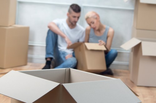 Free quote policy for a Roehampton removal van service