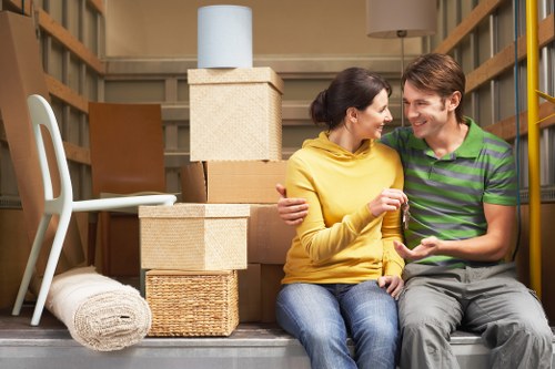 Screen-reader-friendly Roehampton removal van website content