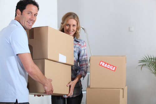 Roehampton removal van service managing careful loading and delivery